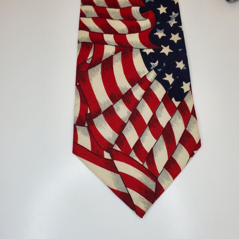 Beans McGee Vintage 90s Made in the USA American Flag 100% Cotton Necktie
